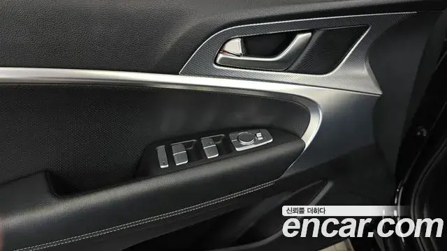 Genesis G70 2021 — Photo 26/39
