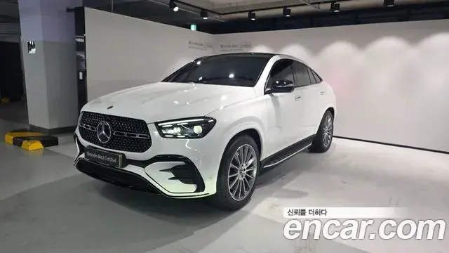 Mercedes-Benz GLE-Class 2026 — Photo 10/20