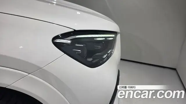 Mercedes-Benz GLE-Class 2026 — Photo 12/20