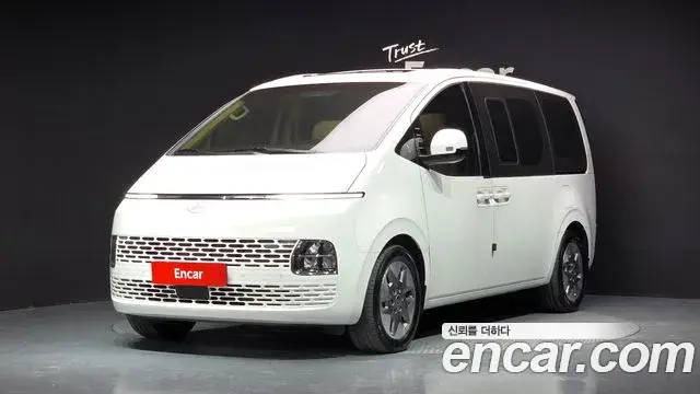 Hyundai Staria, 2024