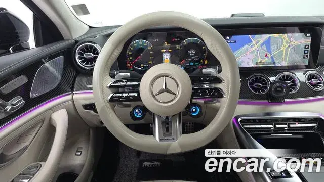 Mercedes-Benz AMG GT 2023 — Photo 12/20