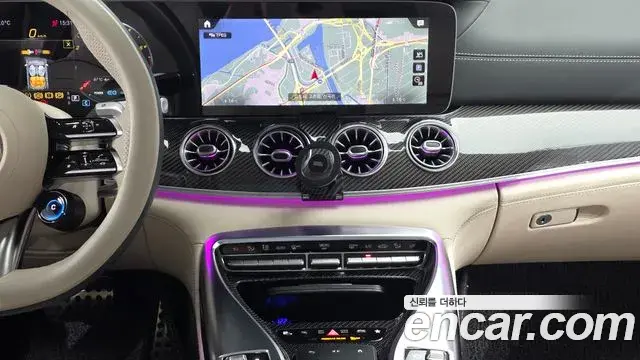 Mercedes-Benz AMG GT 2023 — Photo 13/20