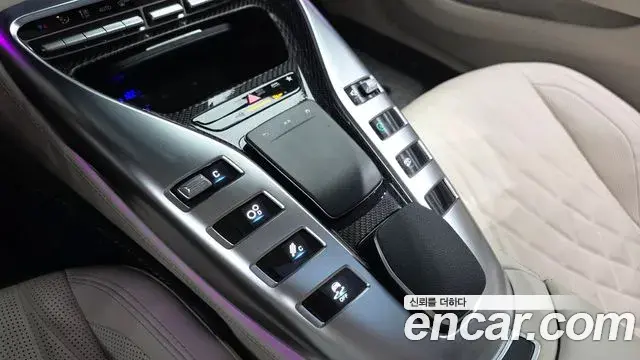 Mercedes-Benz AMG GT 2023 — Photo 18/20