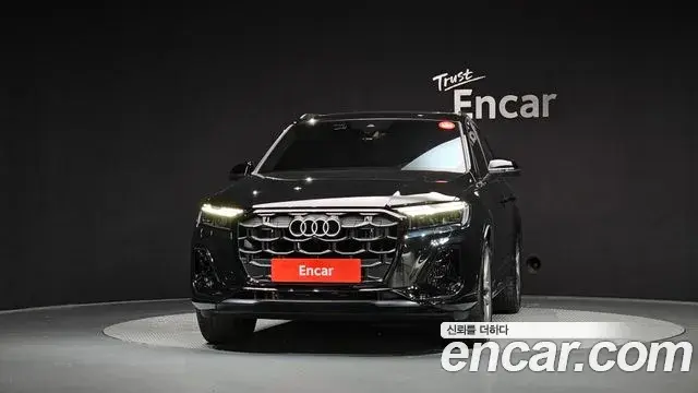 Audi Q7 2025 — Photo 3/20