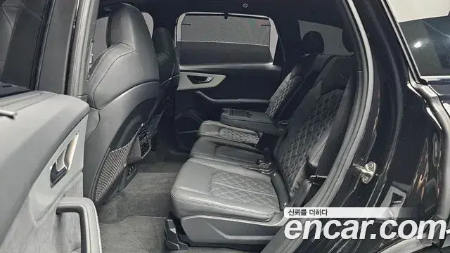 Audi Q7 2025 — Photo 11/20