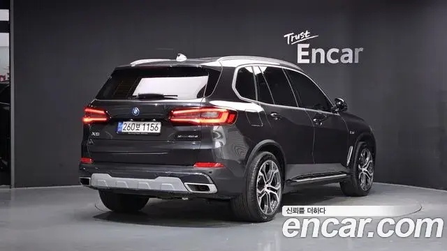 BMW X5 2022 — Фото 2/20