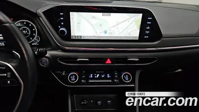 Hyundai Sonata 2022 — Şəkil 13/20