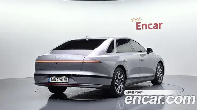 Hyundai Grandeur 2023 — Фото 2/20
