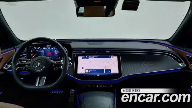 Mercedes-Benz E-Class 2026 — Photo 10/20