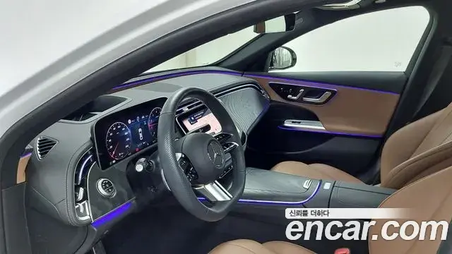 Mercedes-Benz E-Class 2026 — Photo 14/20