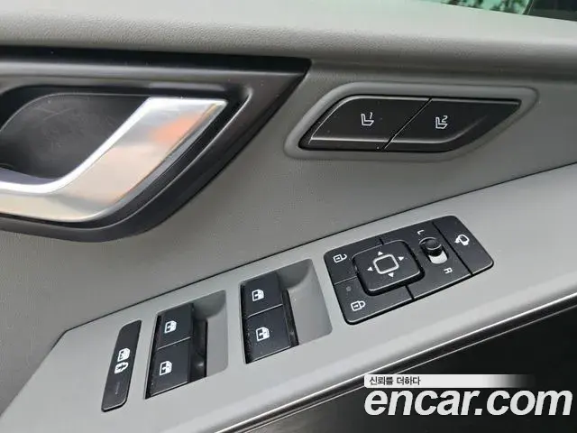 Kia Niro 2024 — Фото 16/20