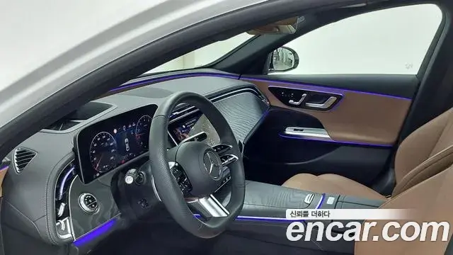 Mercedes-Benz E-Class 2026 — Photo 14/20