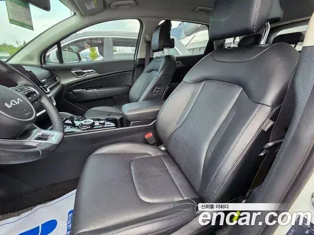 Kia Sportage 2023 — Photo 15/16