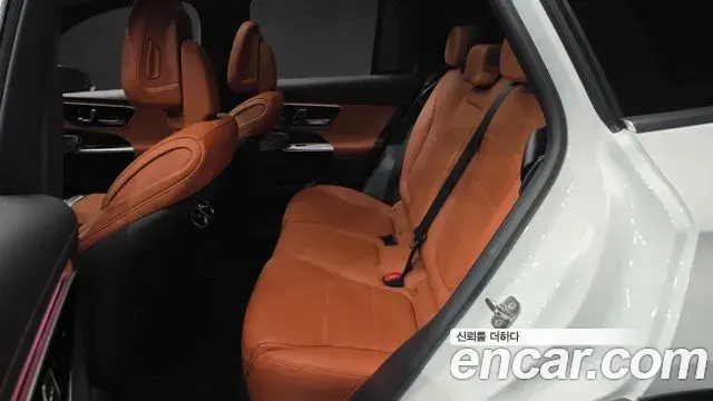 Mercedes-Benz GLC-Class 2026 — Фото 12/20