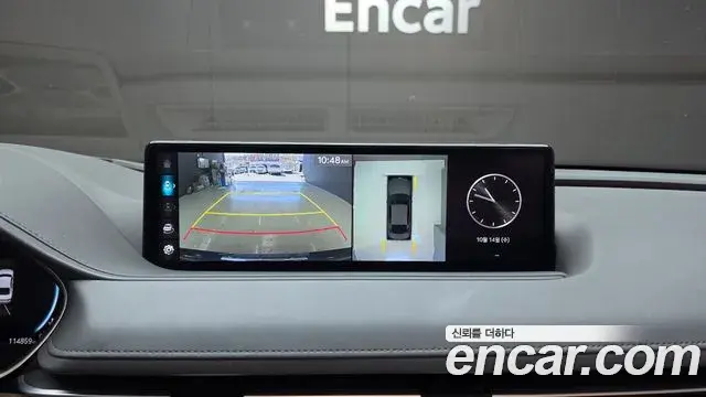 Genesis Electrified G80 2022 — Photo 15/20