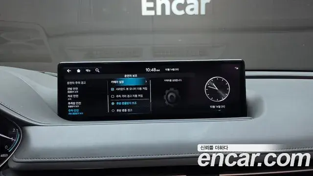 Genesis Electrified G80 2022 — Photo 16/20