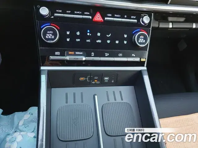 Hyundai Santa Fe 2026 — Şəkil 13/15