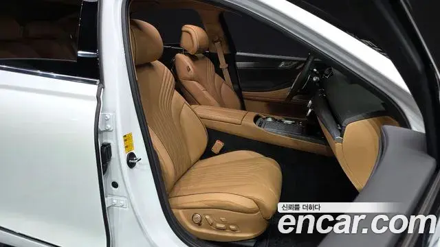 Genesis Electrified G80 2021 — Photo 11/20