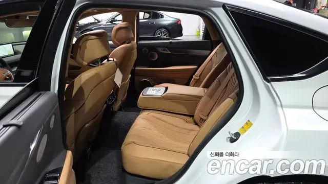 Genesis Electrified G80 2021 — Photo 12/20