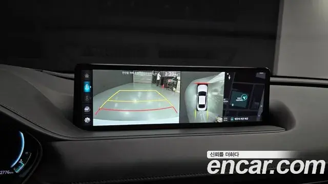 Genesis Electrified G80 2021 — Photo 15/20