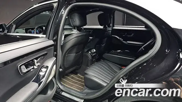Mercedes-Benz S-Class 2022 — ფოტო 11/20