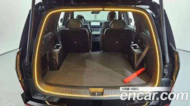 Hyundai Santa Fe 2024 — Photo 19/20
