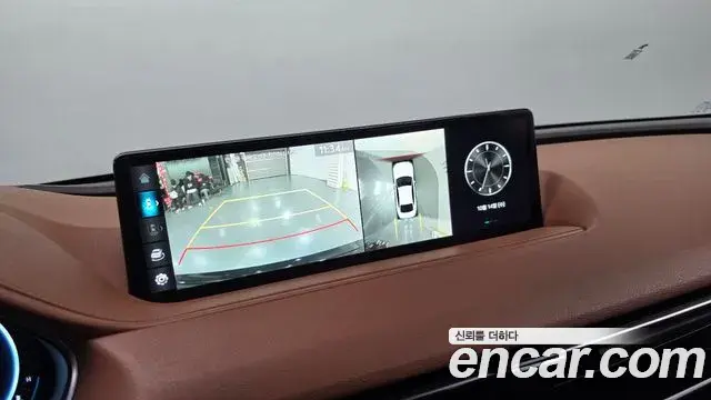 Genesis Electrified G80 2021 — Photo 14/20