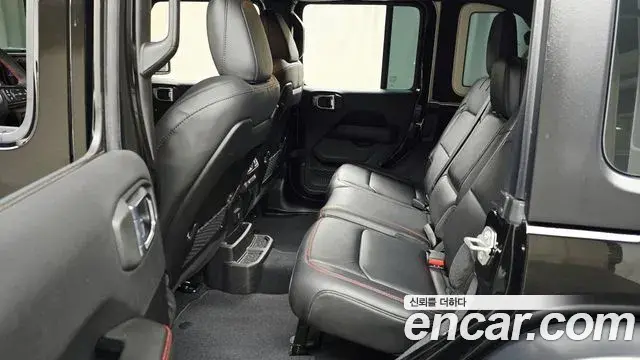 Jeep Wrangler 2024 — Photo 12/20