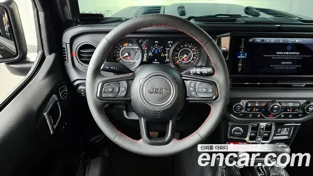 Jeep Wrangler 2024 — Photo 14/20
