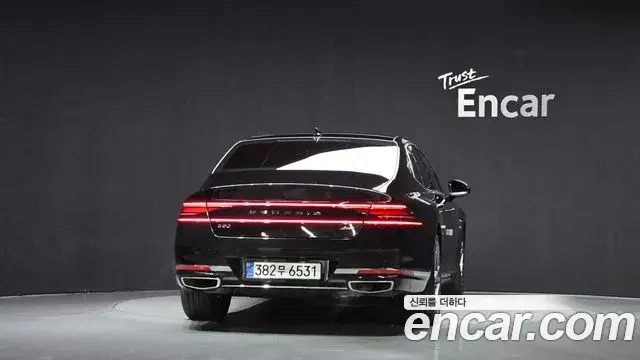 Genesis G90 2022 — Photo 4/20