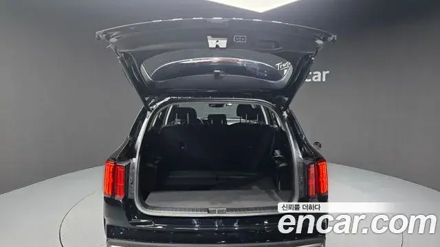 Kia Sorento 2021 — Photo 20/20