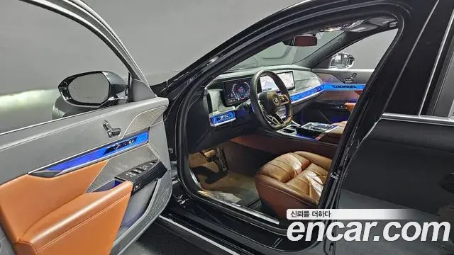 BMW 7 Series 2023 — Şəkil 9/20