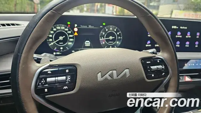 Kia K8 2024 — Photo 17/20