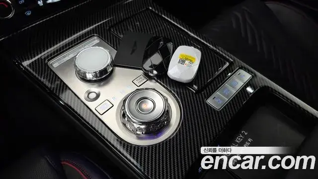 Genesis Electrified G80 2024 — Şəkil 9/20
