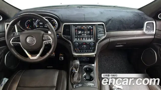 Jeep Grand Cherokee 2018 — Photo 7/20