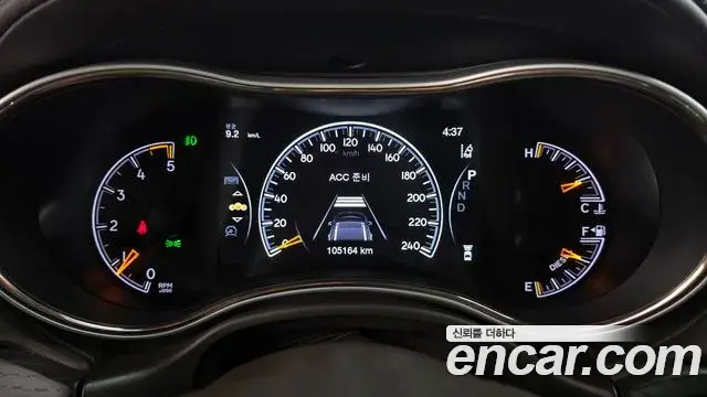 Jeep Grand Cherokee 2018 — Photo 8/20