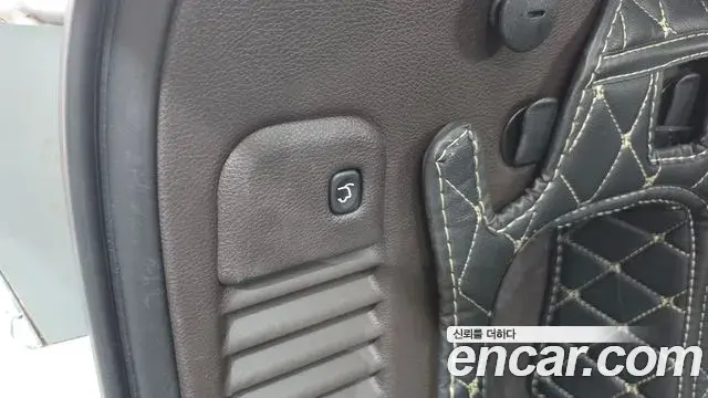 Jeep Grand Cherokee 2018 — Photo 16/20