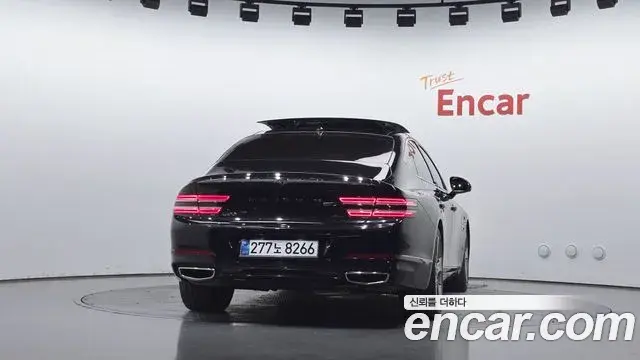 Genesis Electrified G80 2021 — Photo 4/20