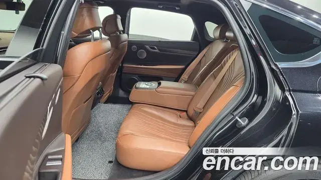 Genesis Electrified G80 2021 — Photo 11/20