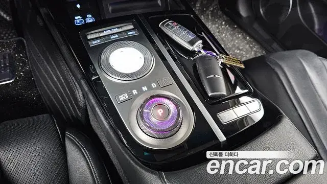 Genesis Electrified G80 2022 — Şəkil 9/20
