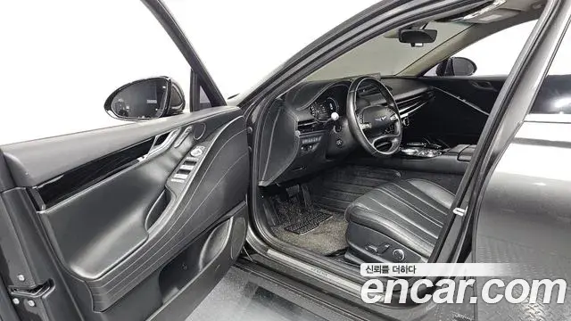 Genesis Electrified G80 2022 — Şəkil 10/20