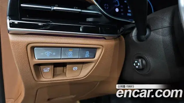 Genesis Electrified G80 2021 — Photo 14/20