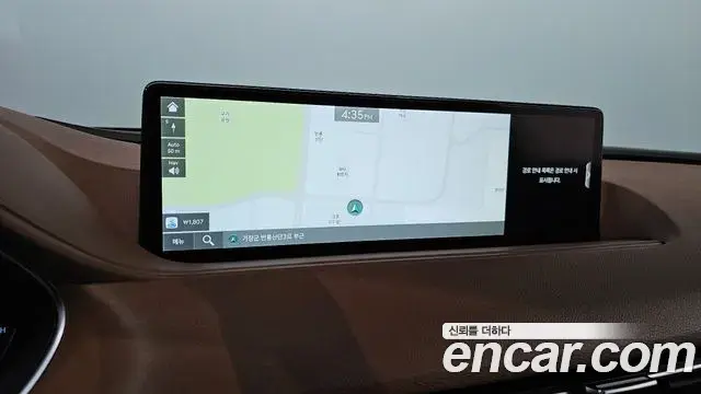 Genesis Electrified G80 2021 — Photo 15/20