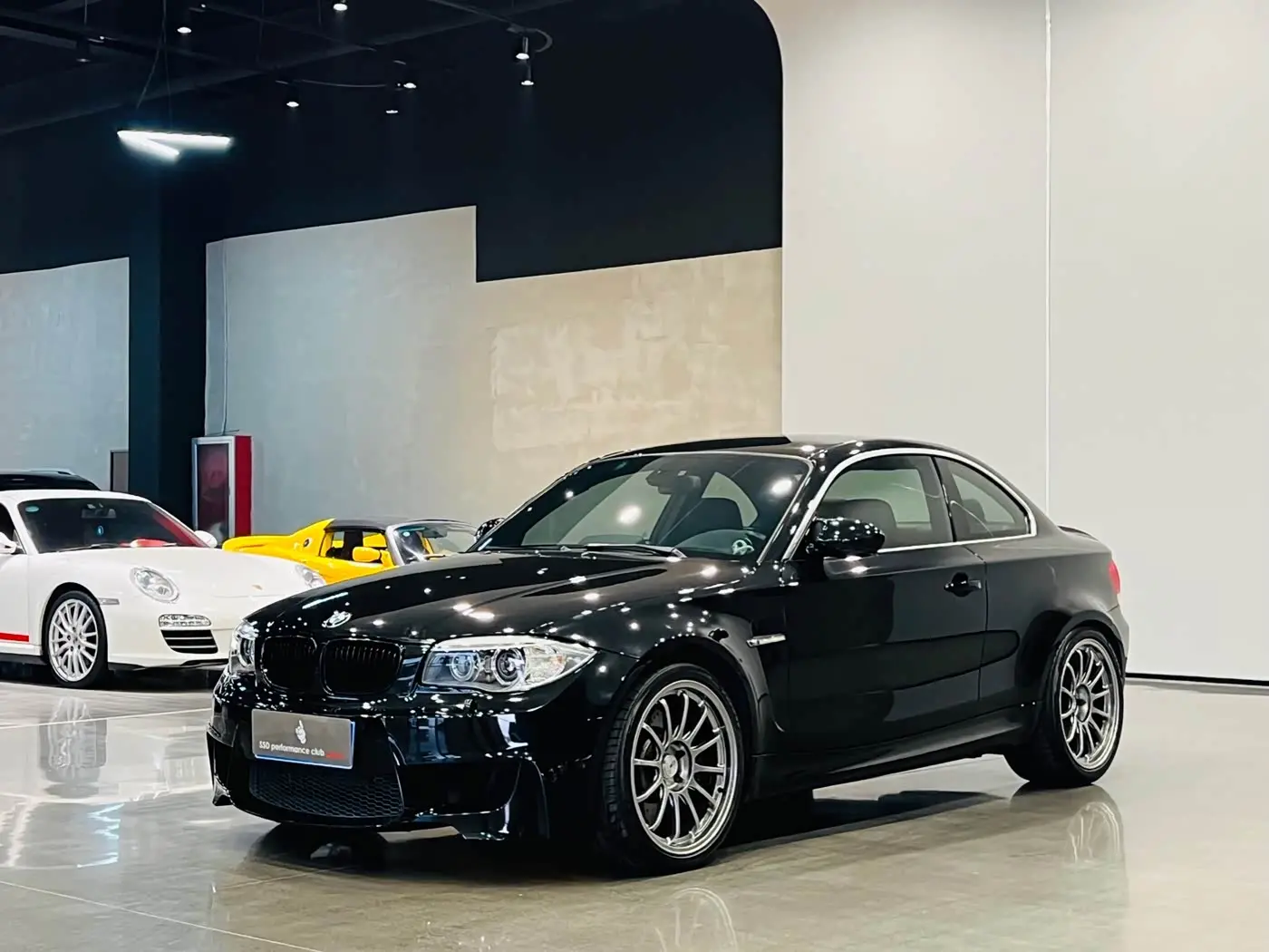 BMW 1 Series M 2012 — Şəkil 3/9