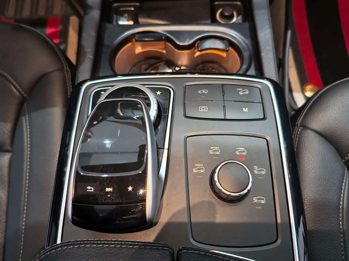 Mercedes-Benz GLE 2017 — Фото 11/17