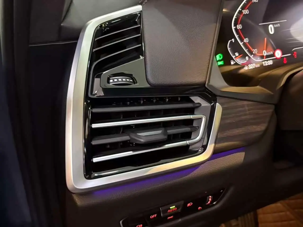 BMW X5 2023 — Photo 14/20