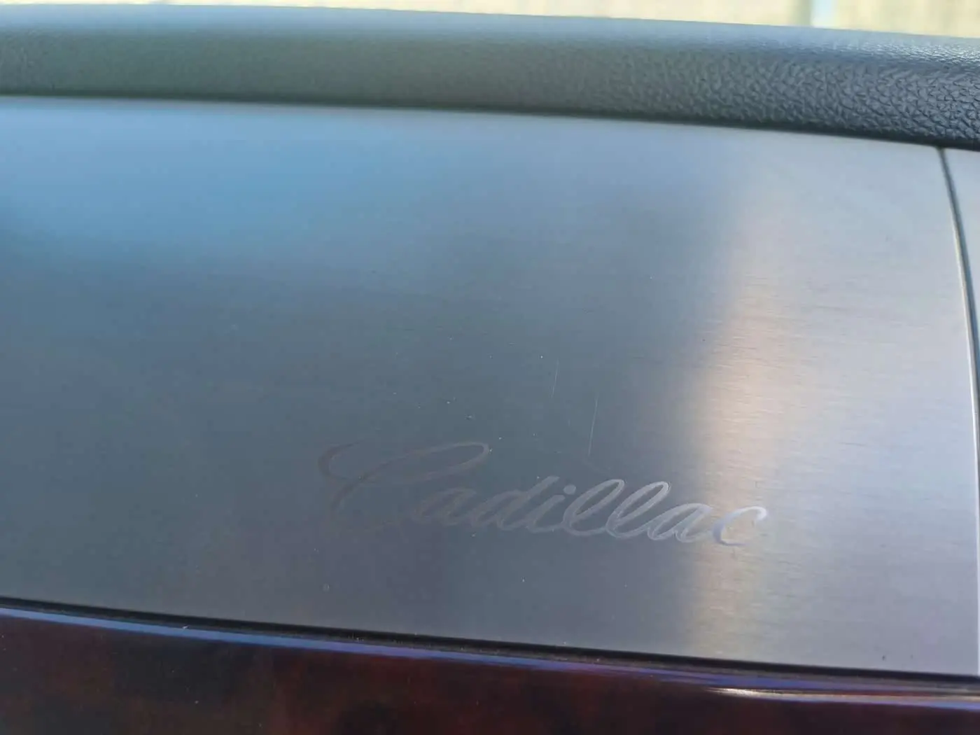 Cadillac Escalade 2011 — Photo 10/20