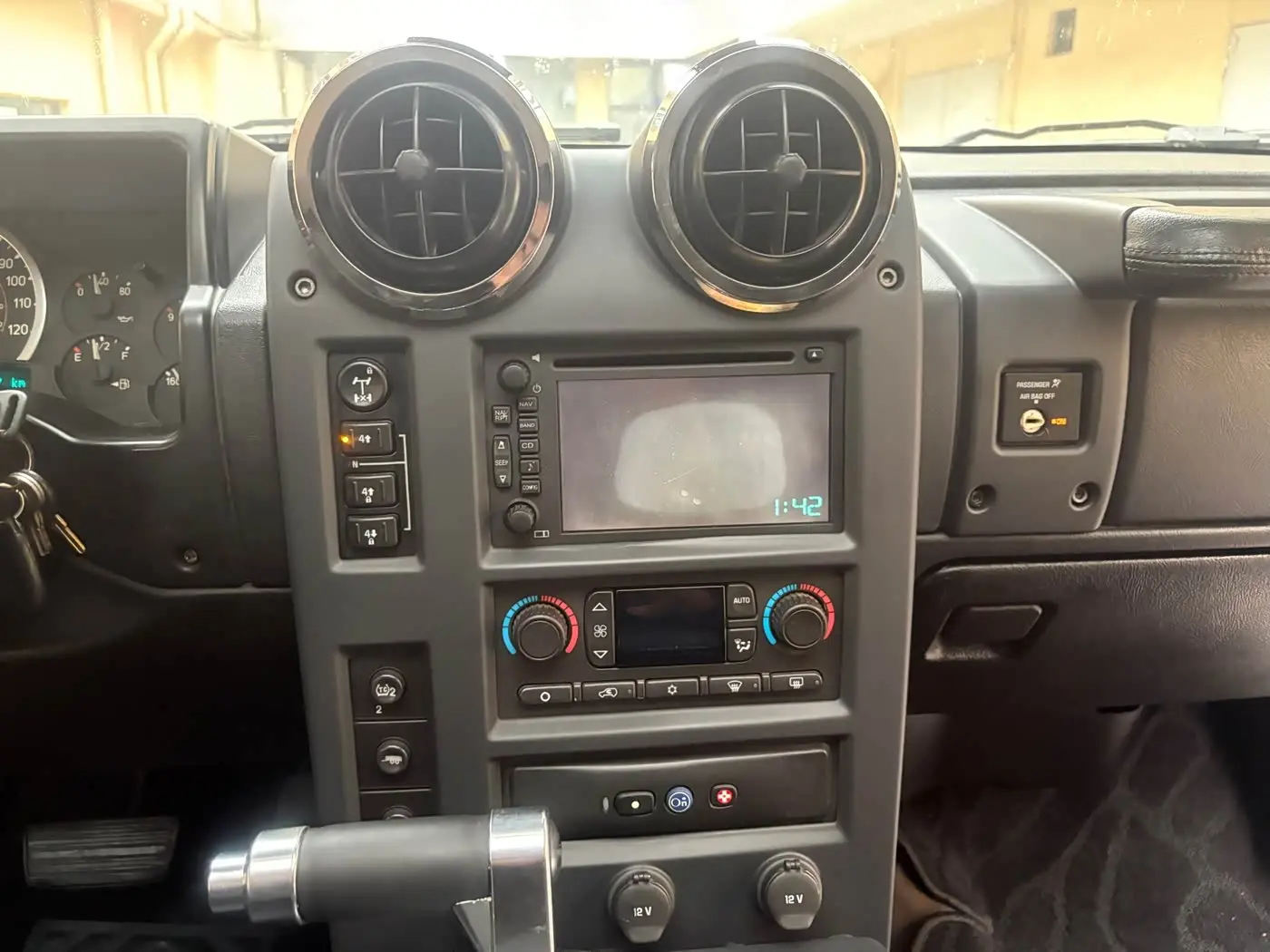 Hummer H2 2008 — ფოტო 10/15