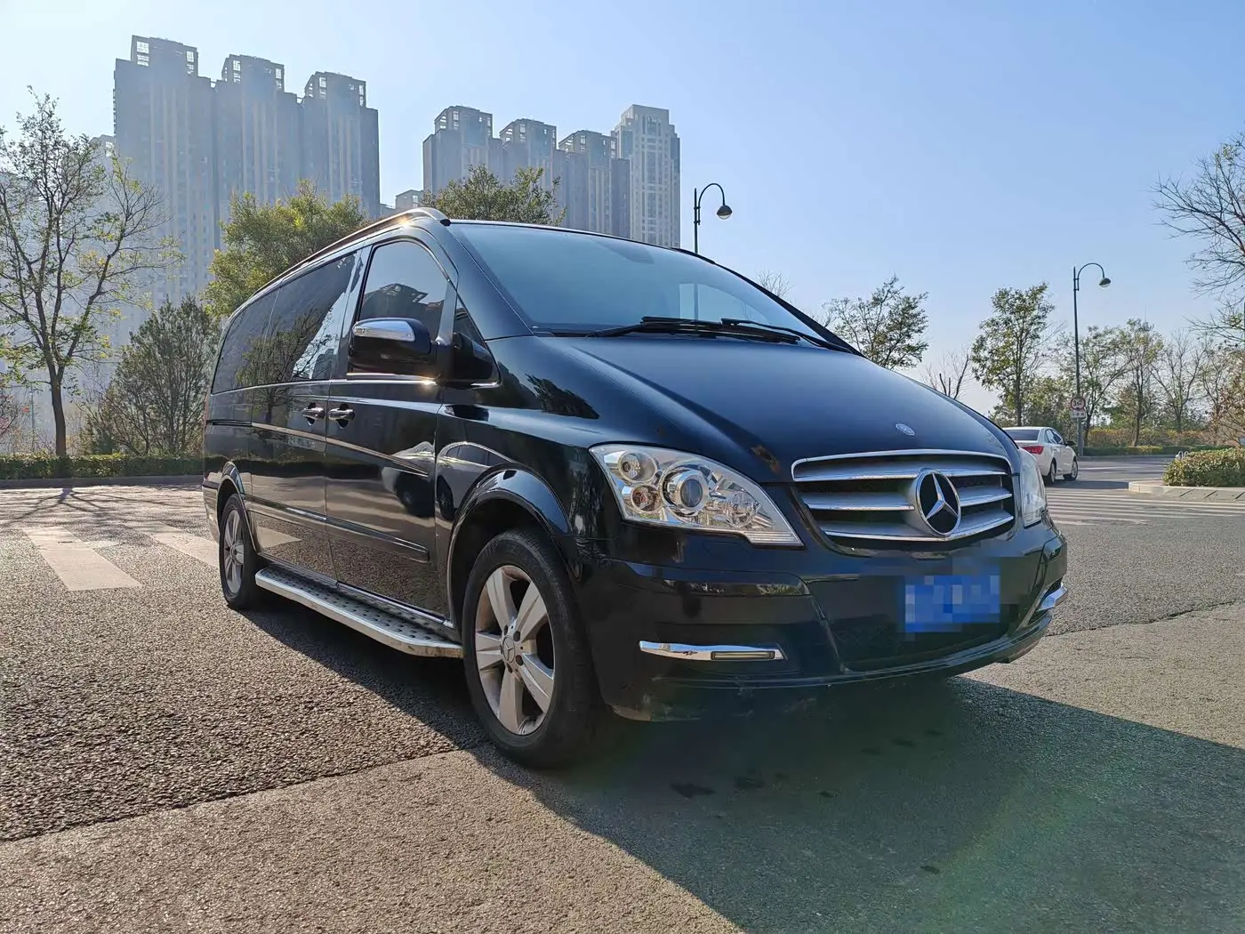 Mercedes-Benz Viano 2013 — Photo 6/20
