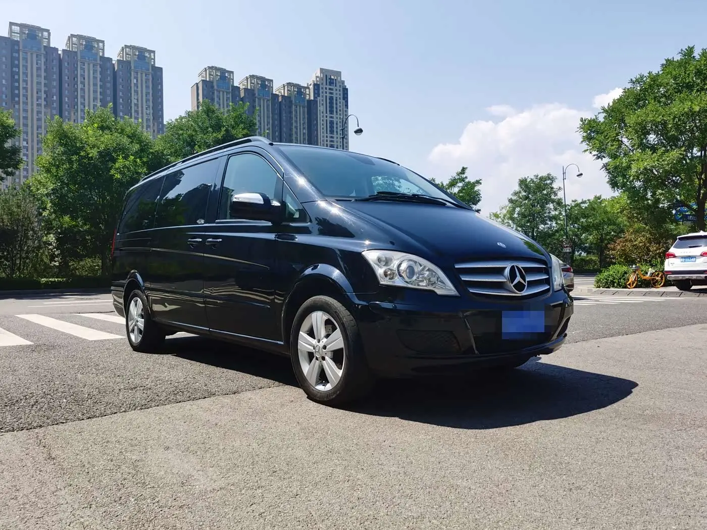 Mercedes-Benz Viano 2014 — Photo 3/20